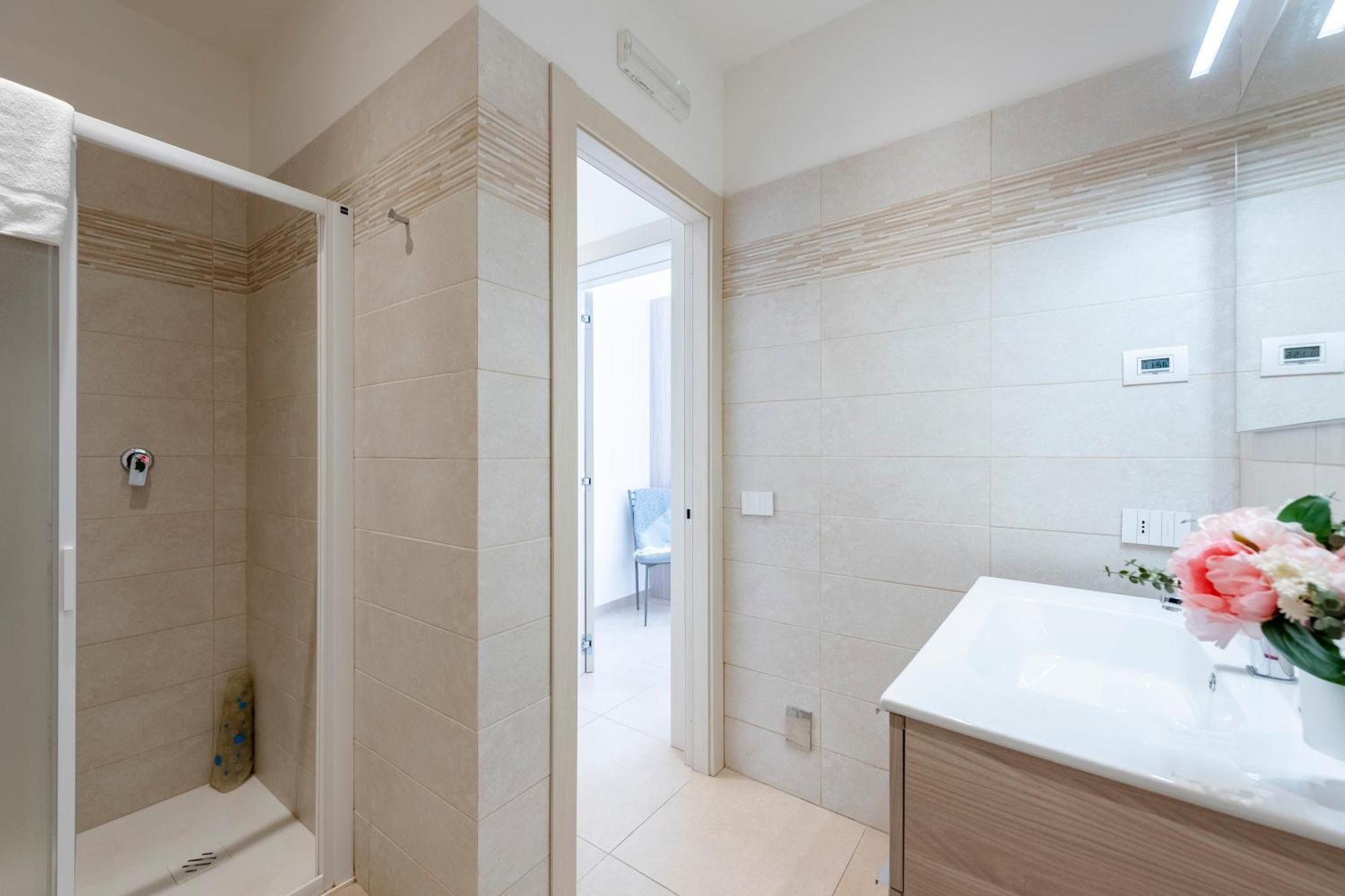 La Suite 2 Ondina Viareggio 200M From Sea - Happy Rentals Extérieur photo