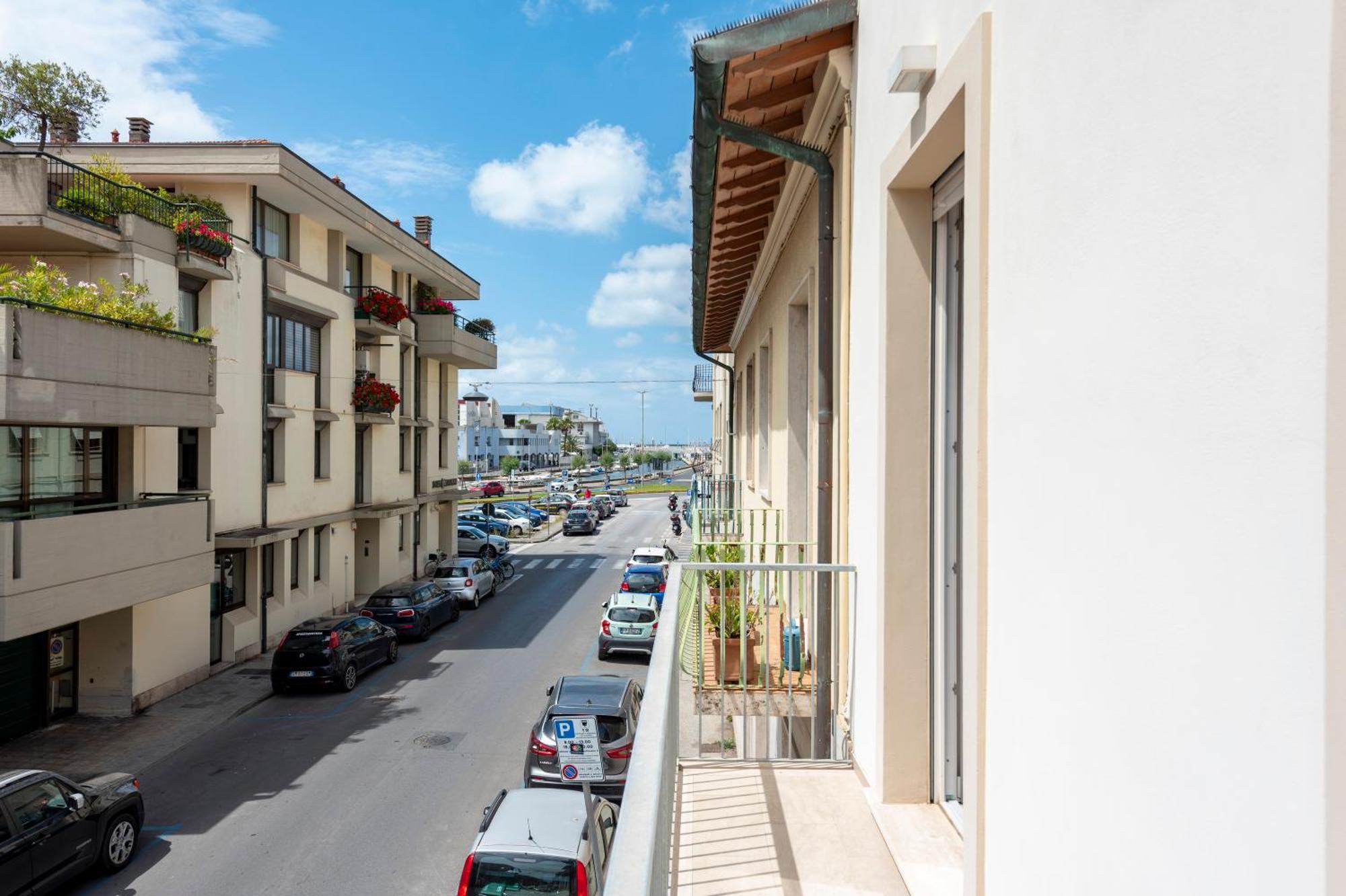 La Suite 2 Ondina Viareggio 200M From Sea - Happy Rentals Extérieur photo